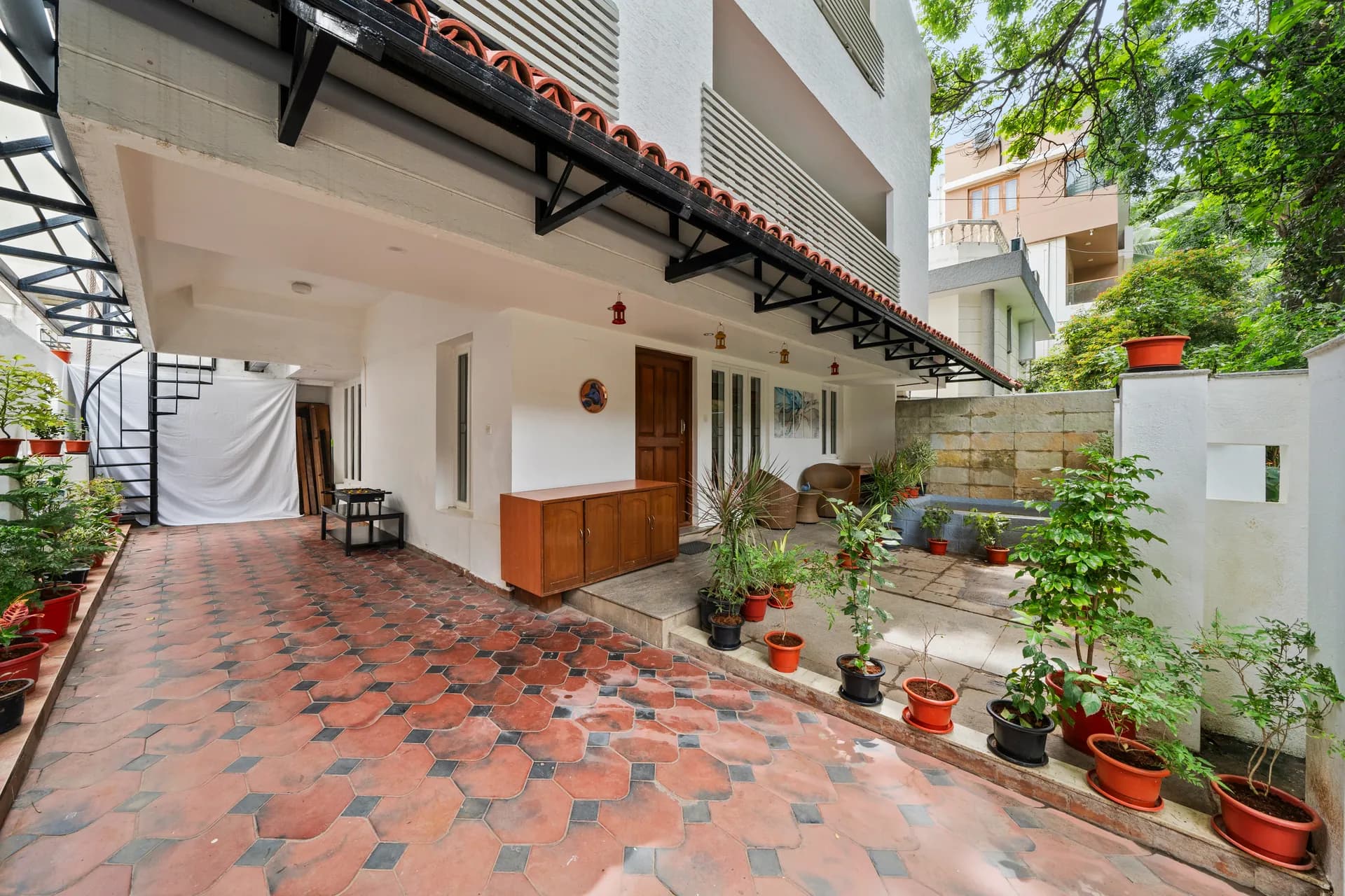 Entrance and Parking 3 at Cascade Castle, Bengaluru