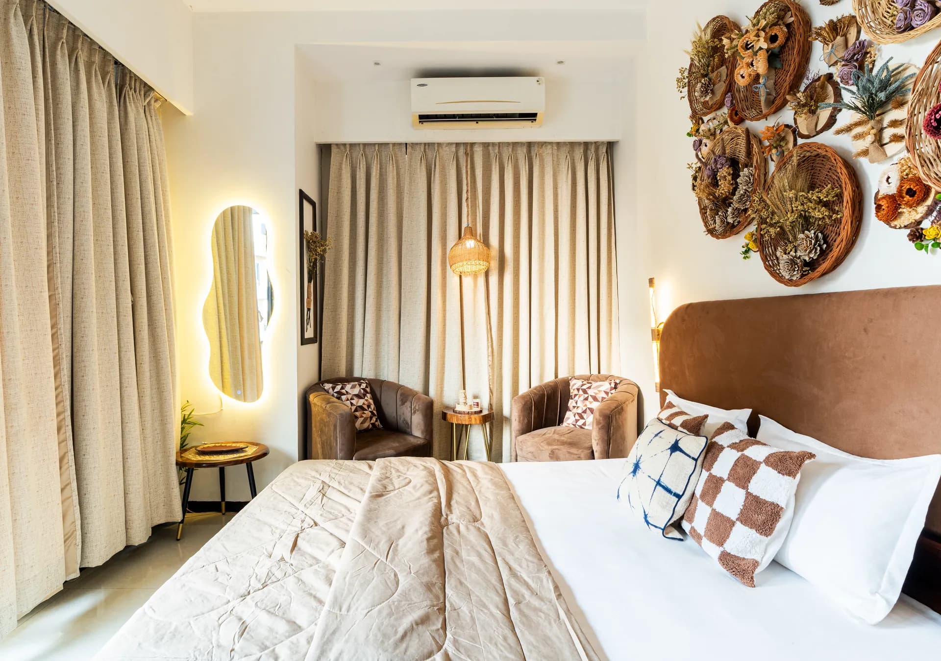 Second Bedroom 2 at Hilltop Hideaway, Mumbai