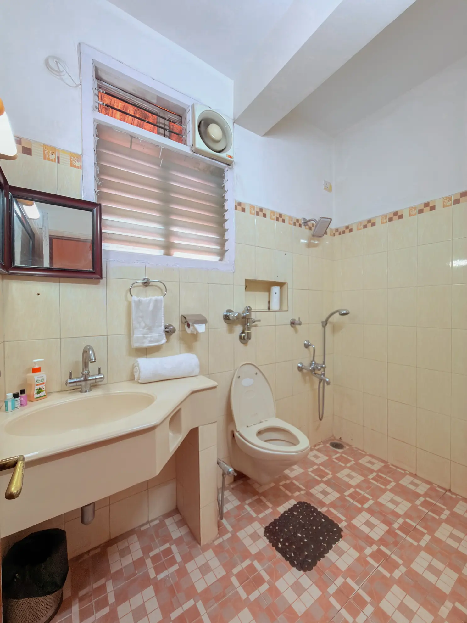 Fifth Beedroom 9 at Vana Vista, Bengaluru