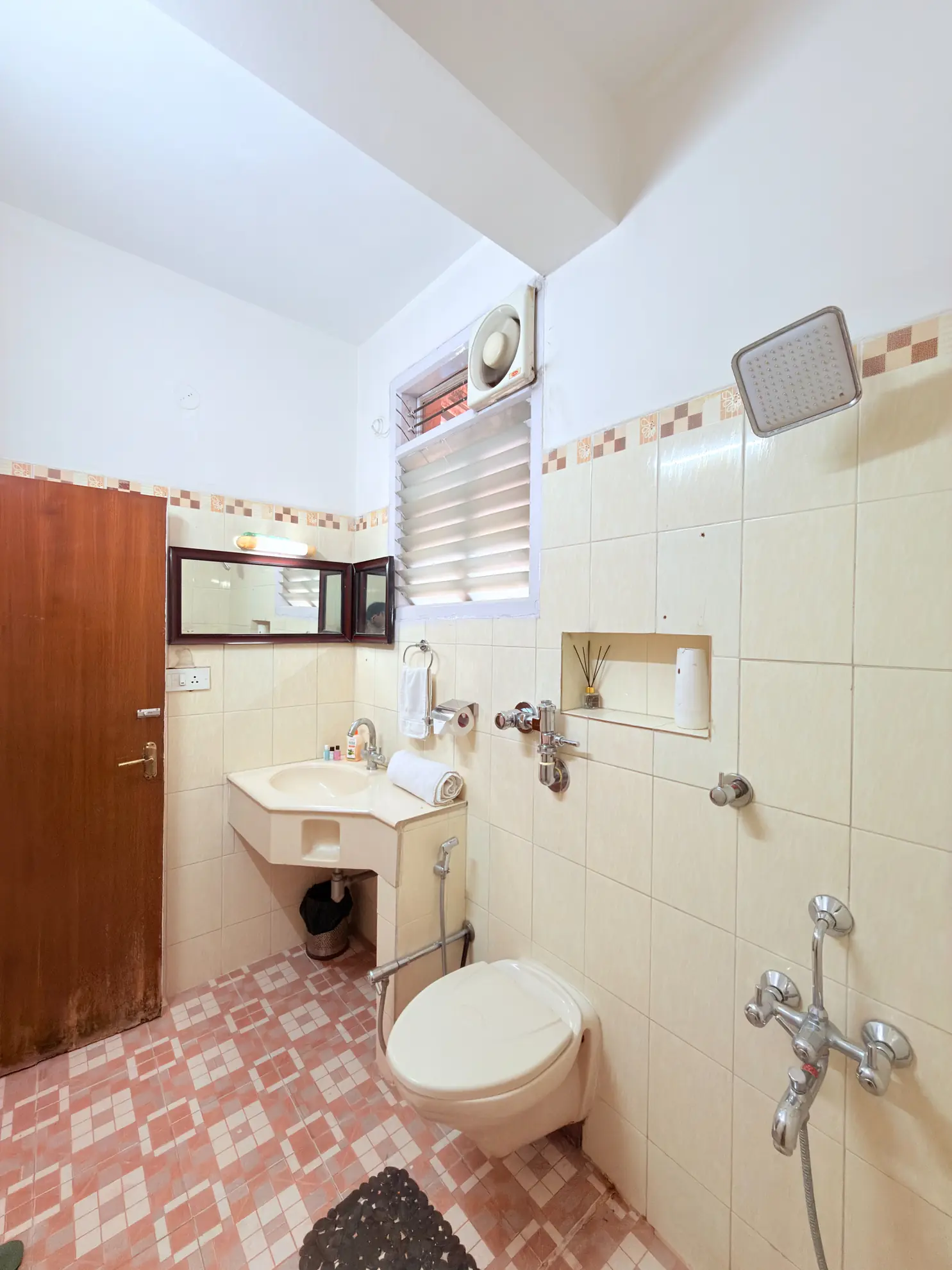 Fifth Beedroom 12 at Vana Vista, Bengaluru