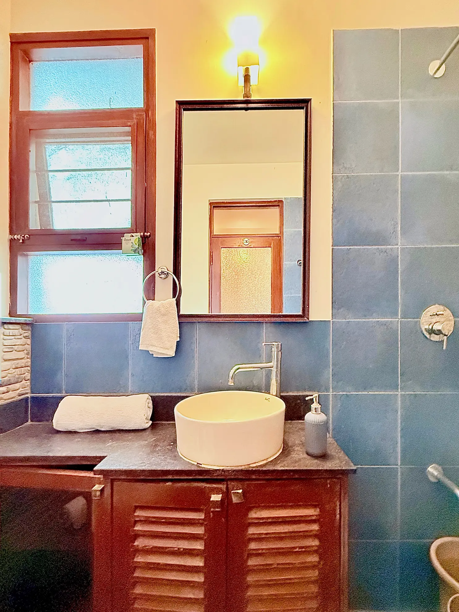 Third Bedroom 10 at Jugglers Rest, Bengaluru